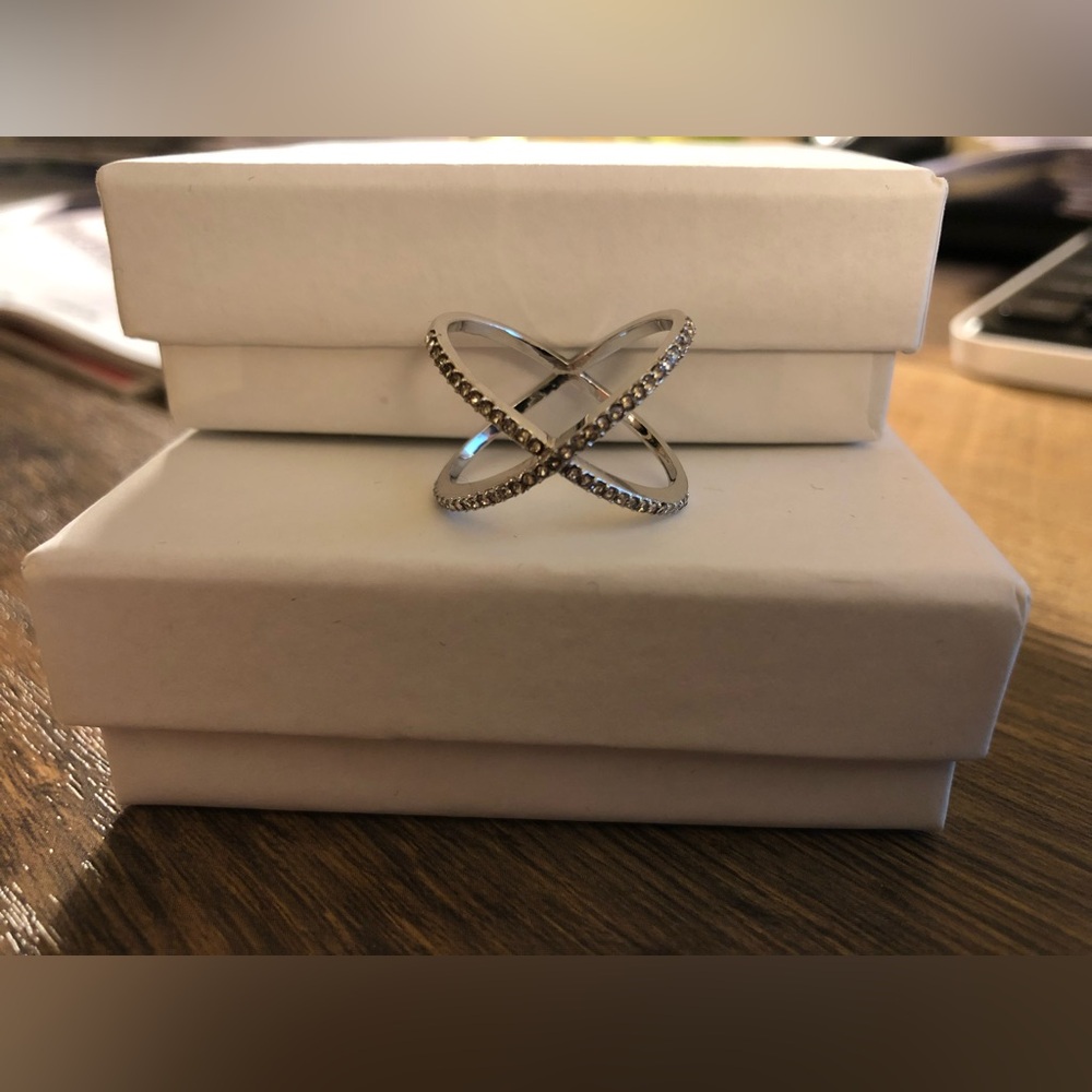 Silver Criss Cross Fashion Ring
